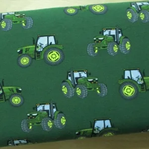 Jersey Traktoren grün auf olivgrün